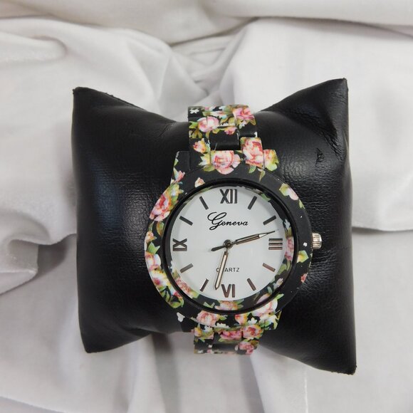 Ladies Geneva Flowered Watch - Picture 2 of 3